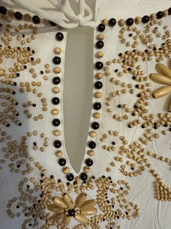 GORGEOUS Neutral Cream Embellished Peasant Top   SIZE:  18/20    #C - Picture 2 of 9